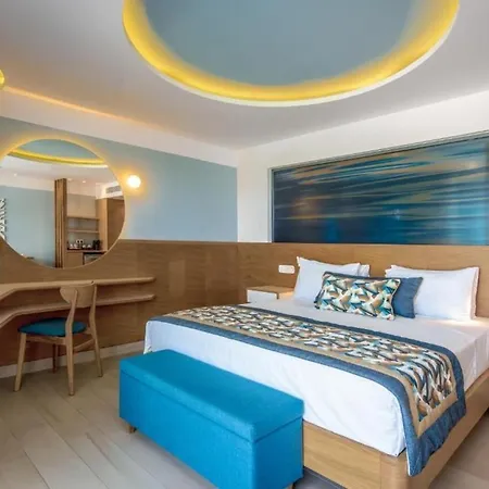 Hotel Lyttos Mare 5*